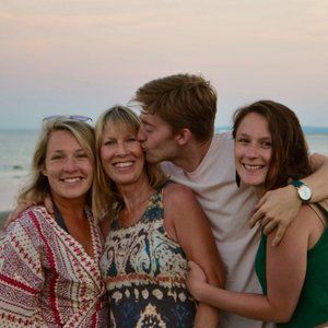 Meet your Posher, Dorrie